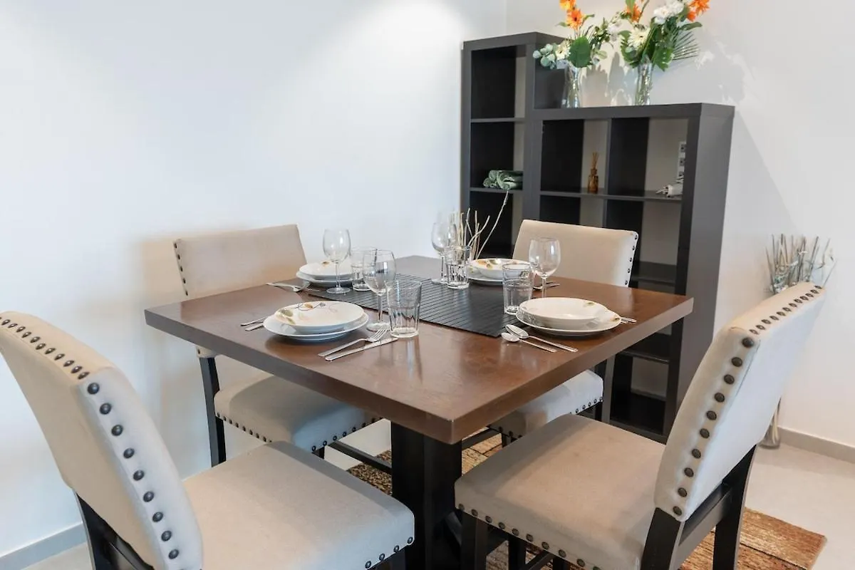 Warm & Inviting 2Br Apartment In Al Barsha Dubai 0*,