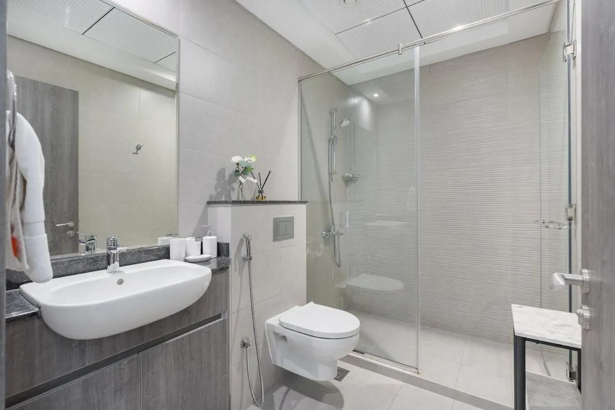 Warm & Inviting 2Br Apartment In Al Barsha Dubai 0*,